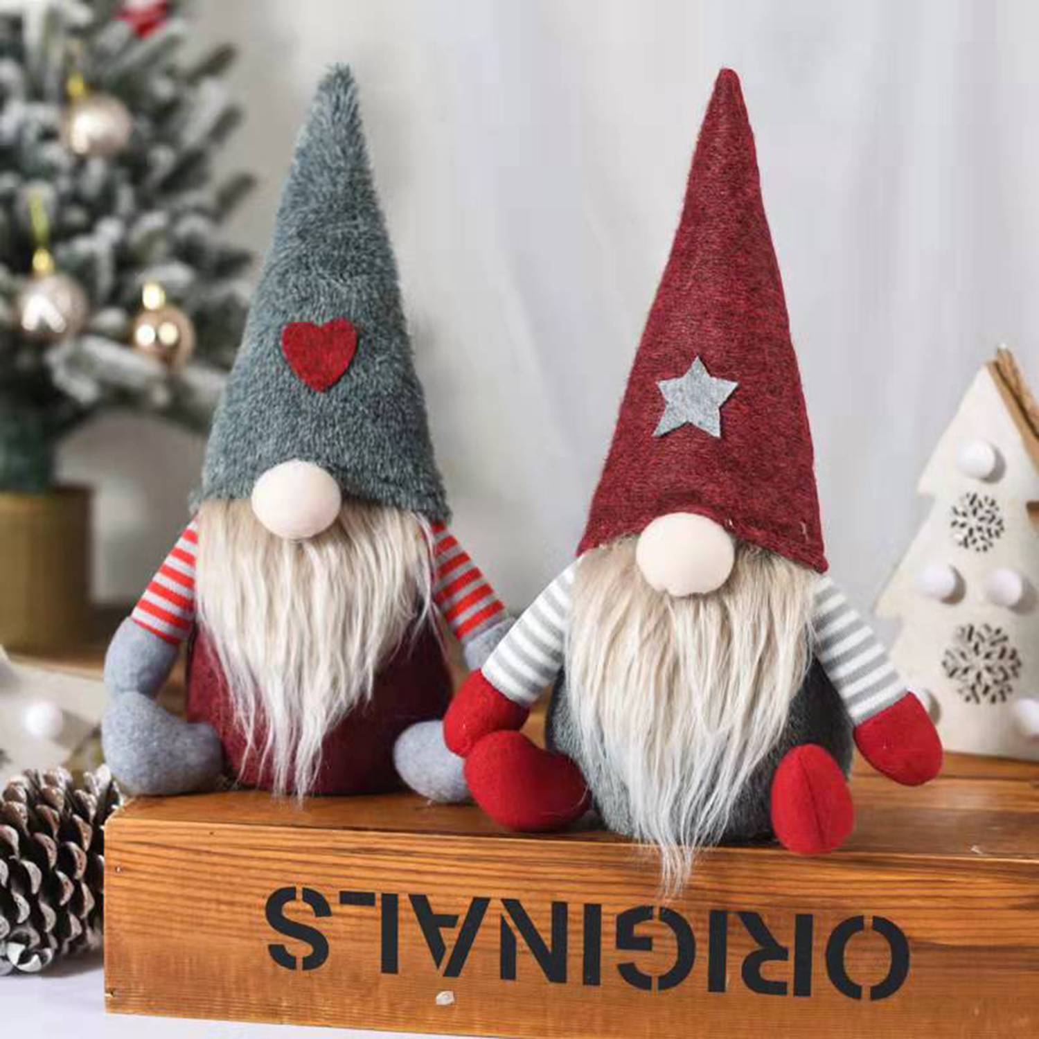 Christmas Faceless Elf Doll Ornament 2