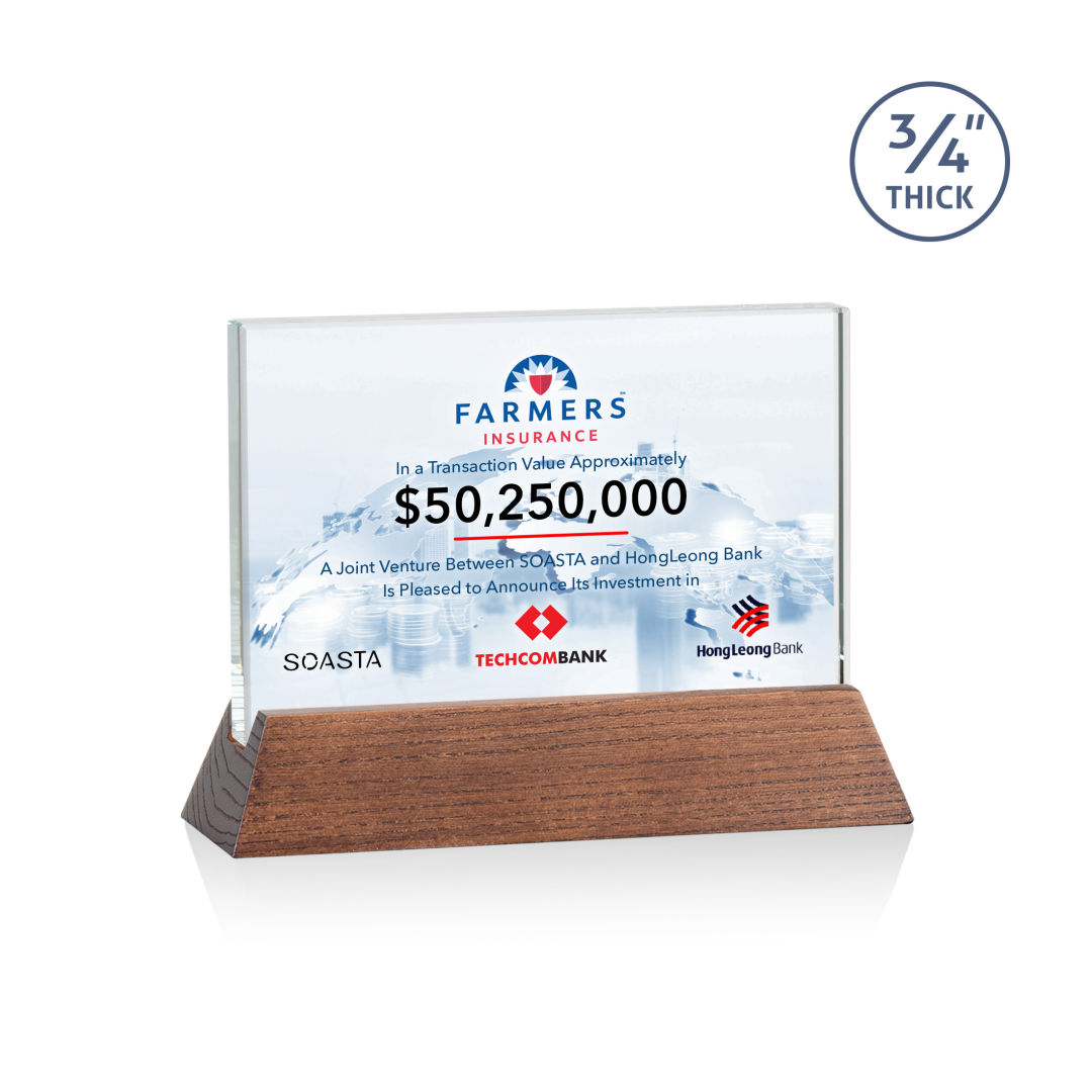 Walkerton VividPrint™ Award - Starfire/Walnut (Horiz) 5