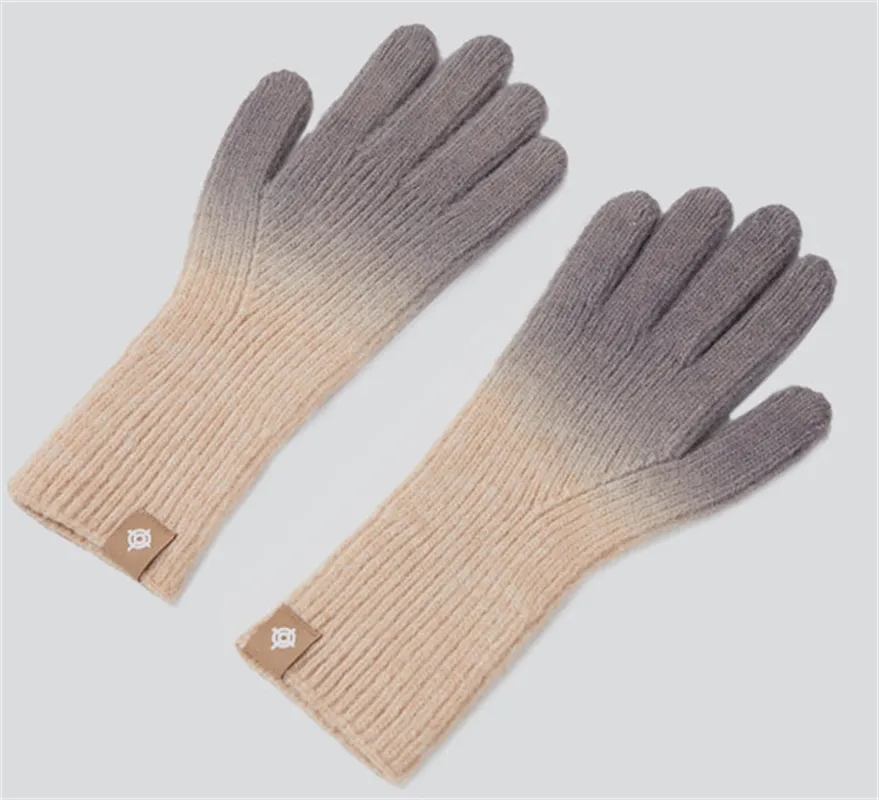 Women's Knitted Gloves 6