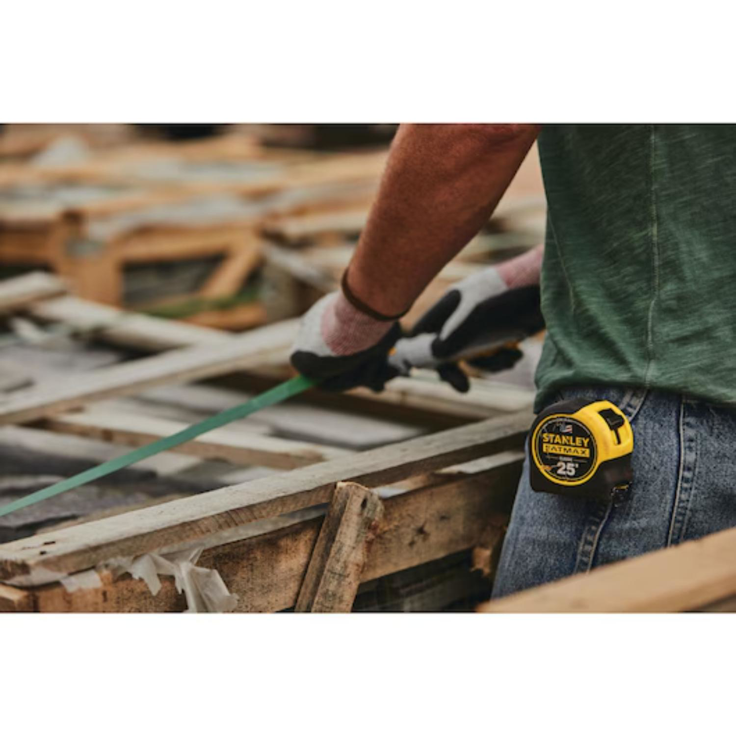 25 ft. Stanley Tools® USA-Made FatMax® Classic Tape Measure 3