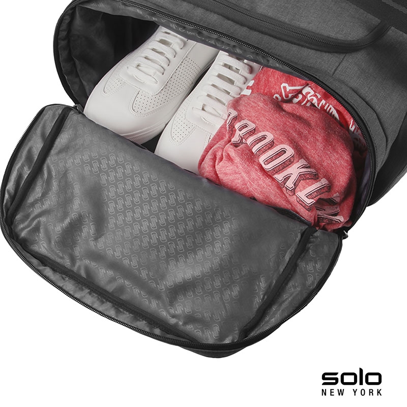 Solo New York Leroy Rolling Duffel 3