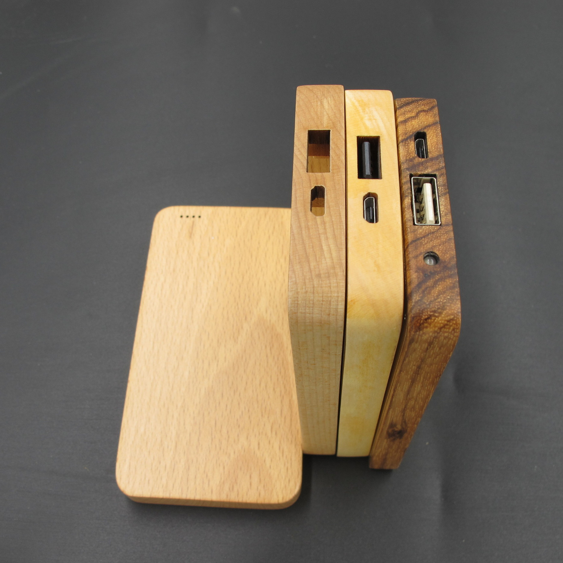 4000 mAh Wooden Power Bank 2