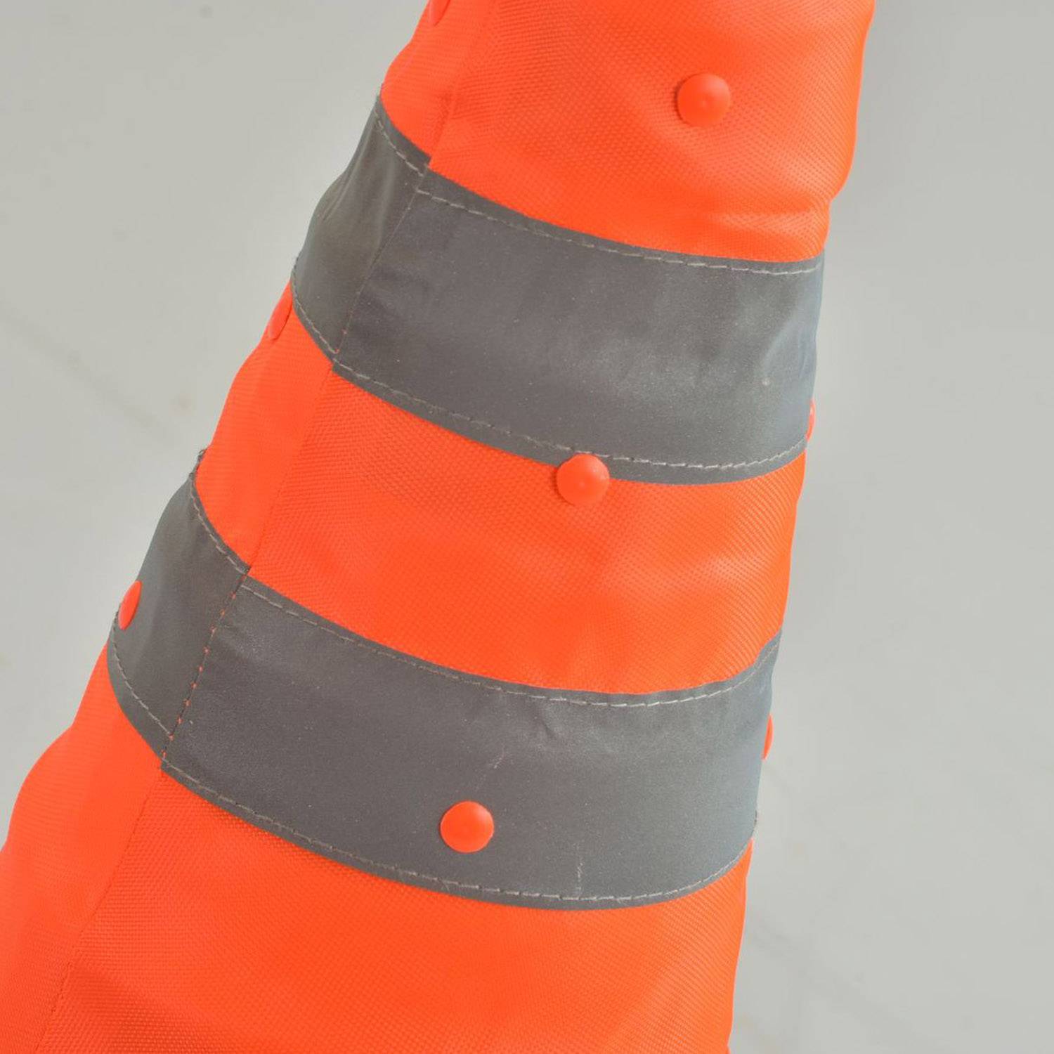 Lightweight Safe Strong Reflective Foldable Traffic Cone 5