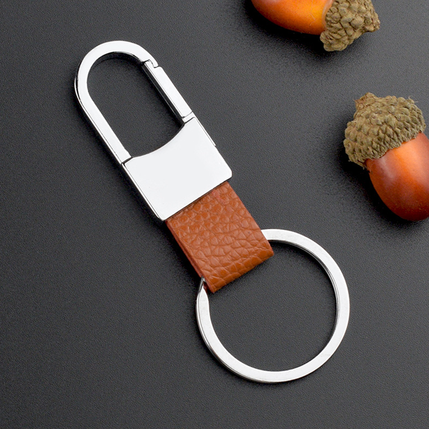 Customizable Genuine Leather Men's Car Keychain 2