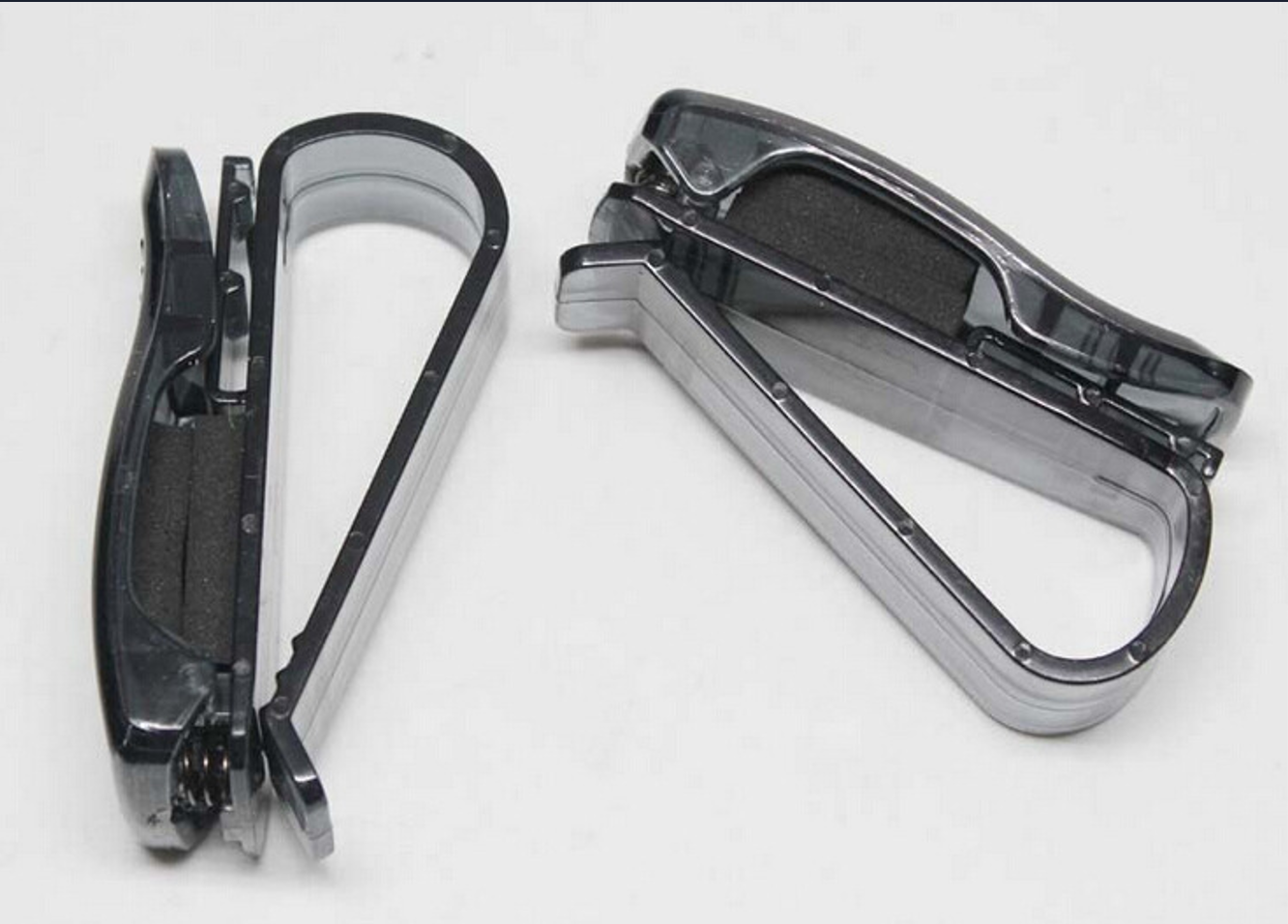 Creative car glasses clip 1