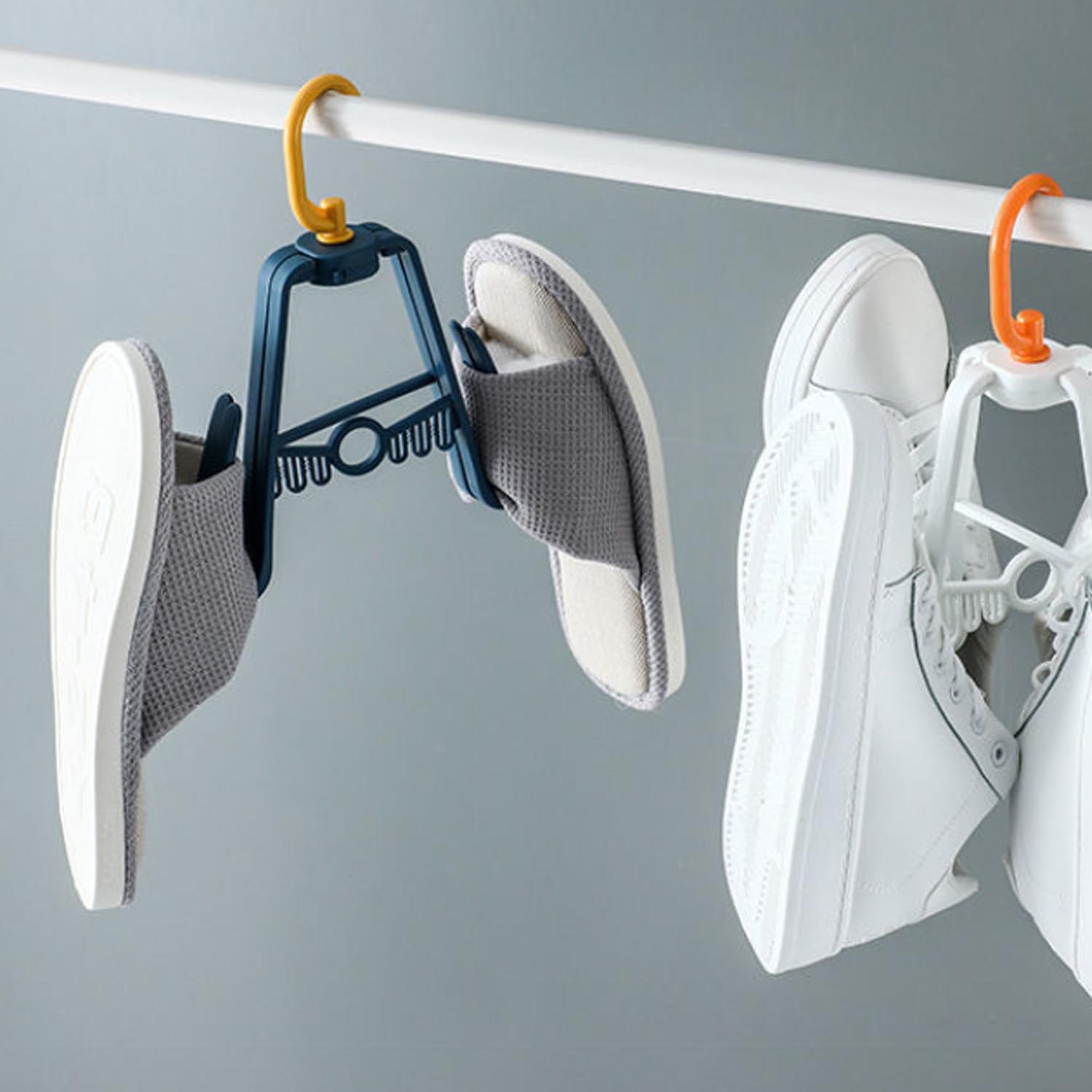 Multi-functional four-claw hook 2