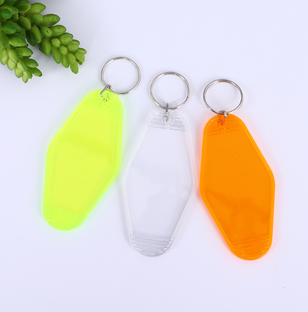 VINTAGE MOTEL KEYCHAIN 4