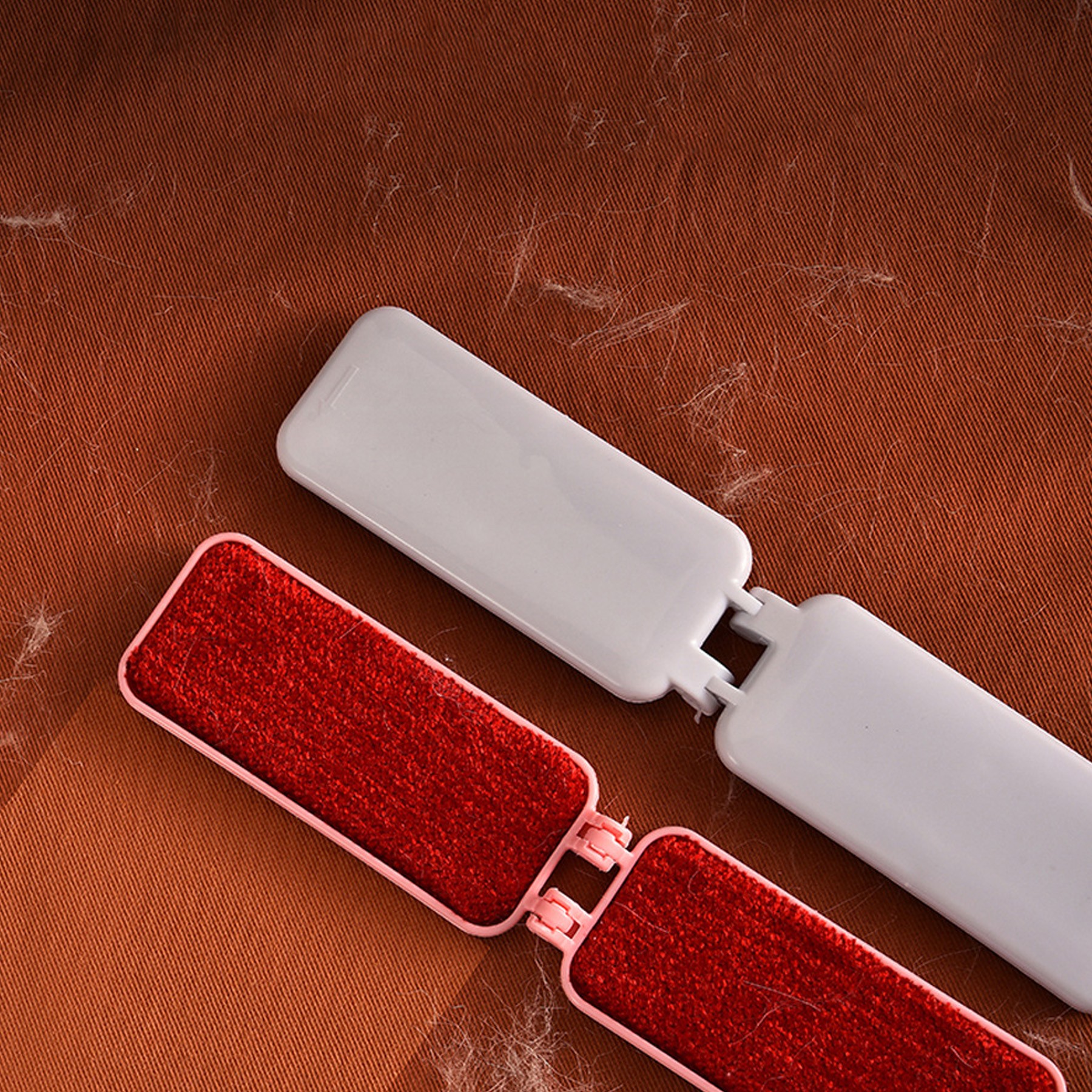 Two-Sided Foldable Portable Lint Remover Brush 4