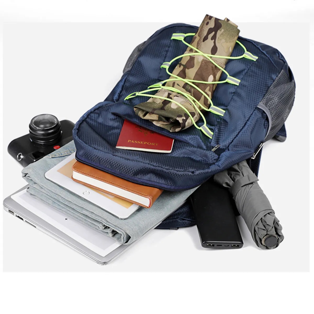 Lightweight Foldable Hiking Travel Bag 3