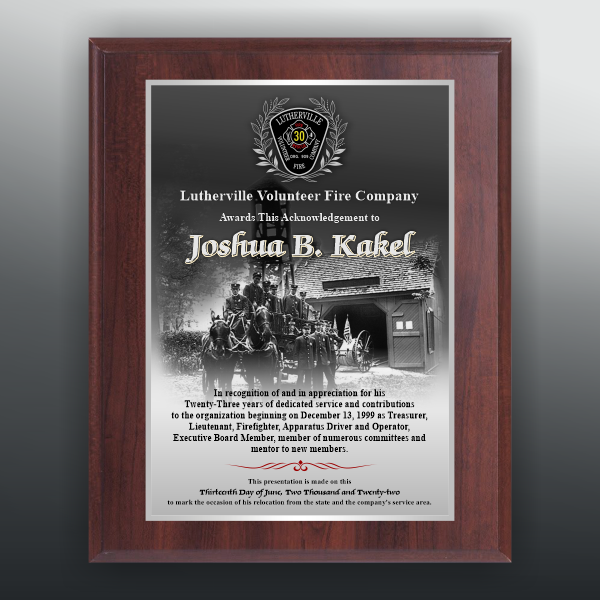 Cherry-Finish Plaque With Plate 3