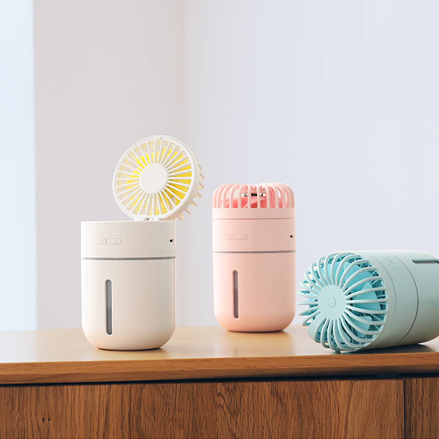 Spray Humidification Mobile Portable Fan 4