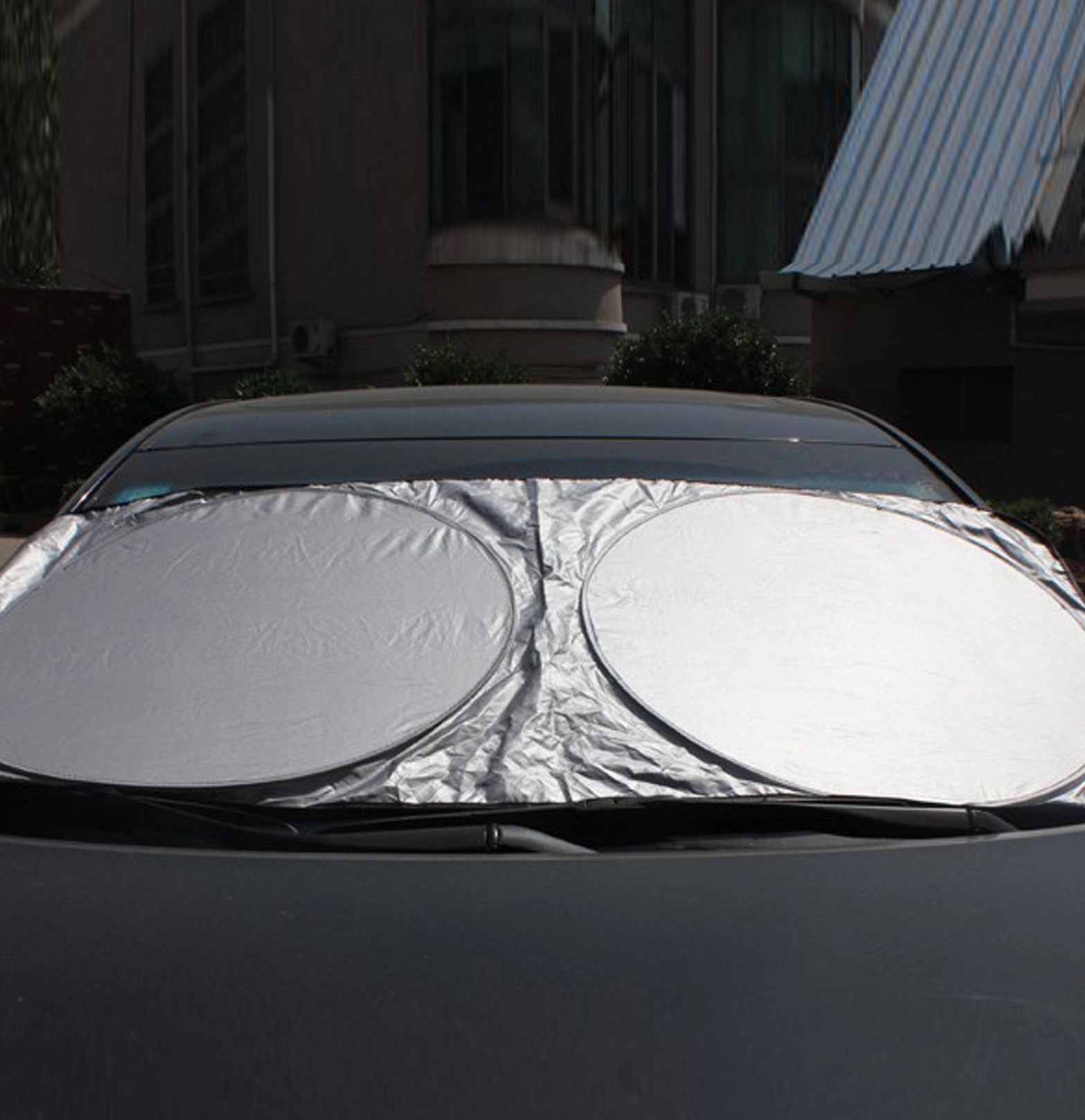 Car Windshield Sun Shade with Storage Pouch 3