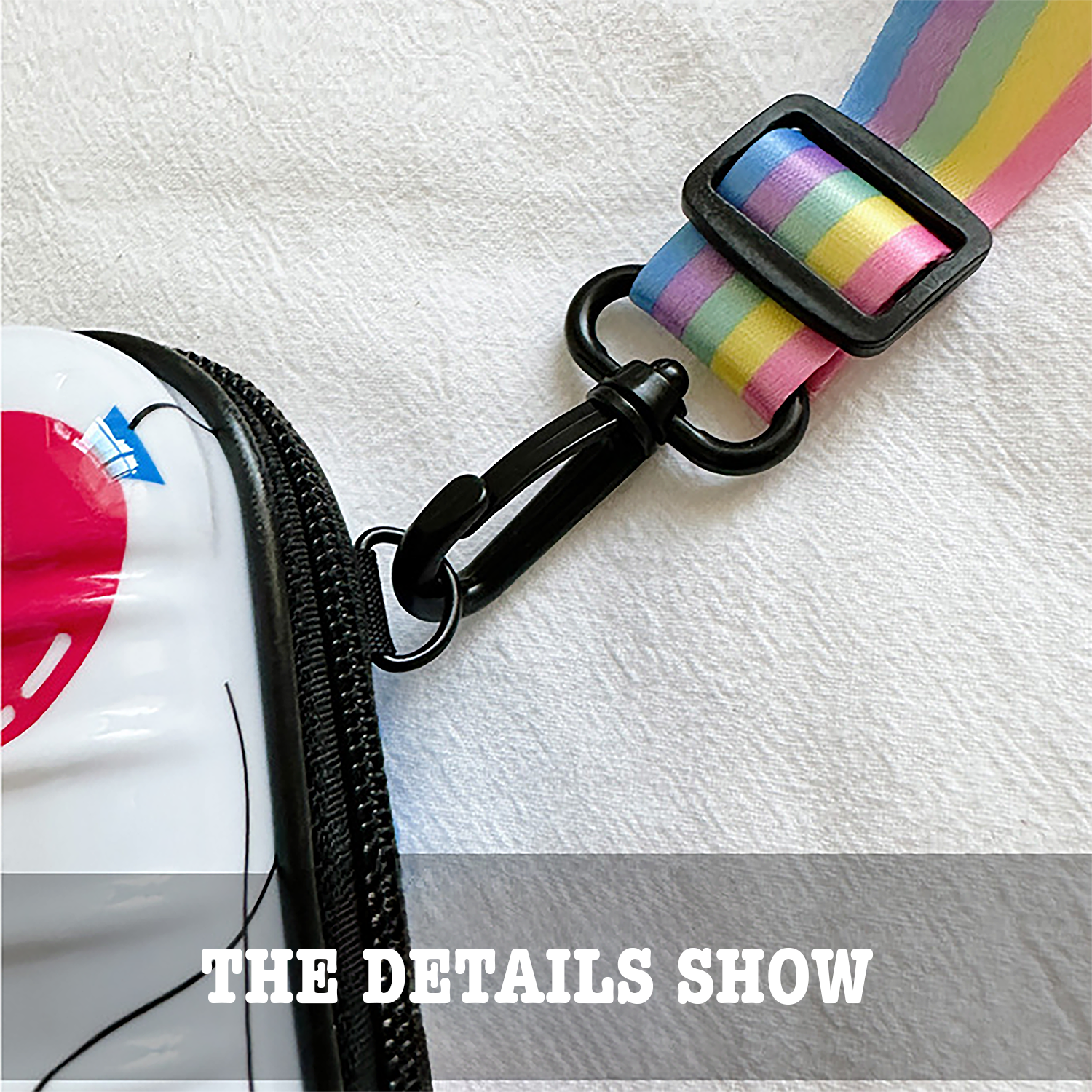 Fashion PVC Makeup Bag with Innovative Custom Design 4