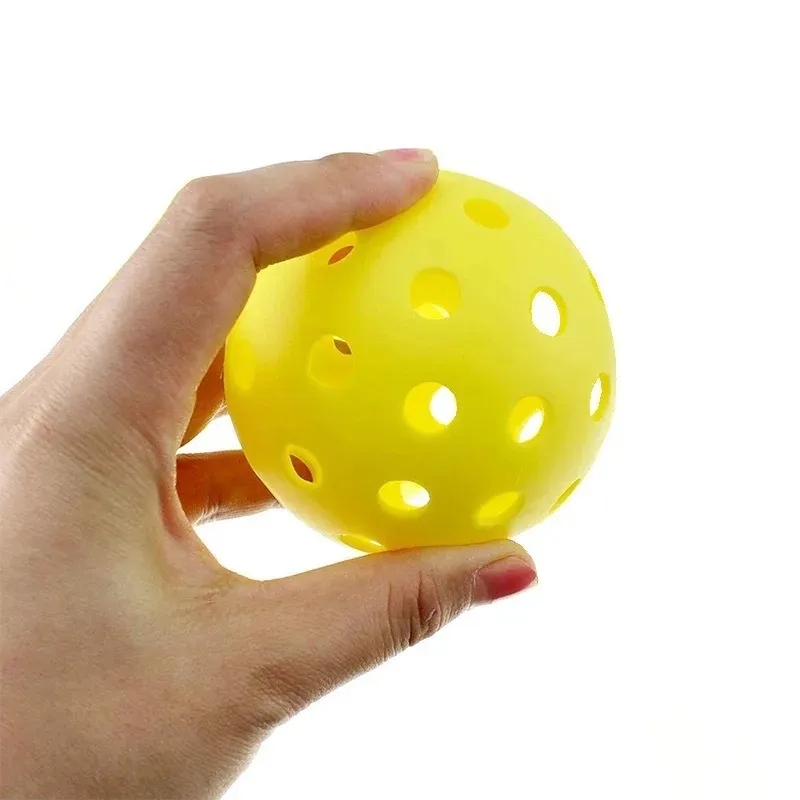 40 Holes Pickleballs 2