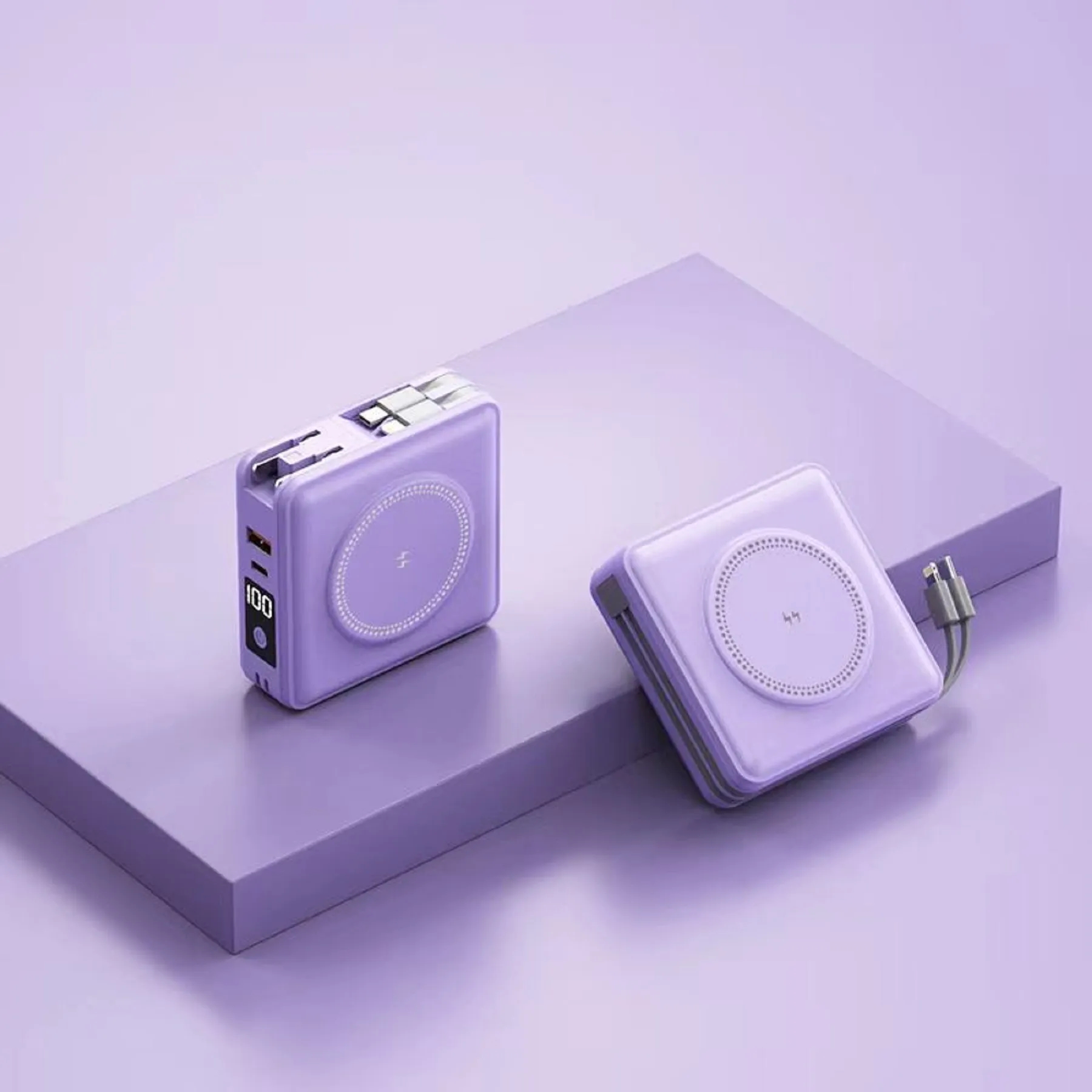 15000 mAh Wireless Magnetic Power Bank Built Plug & Cables 2