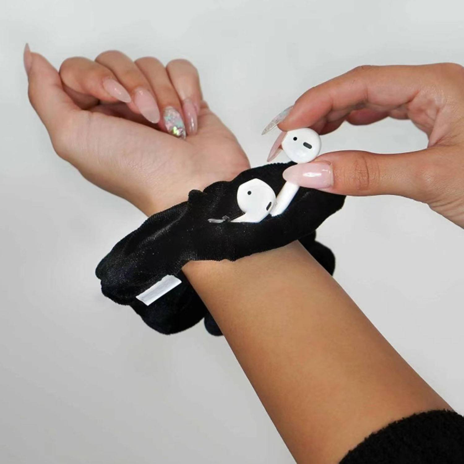Polyester Scrunchie with Zipper Pocket 12
