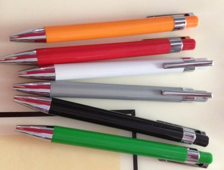 Customized Logo Promotional Plastic Retractable Ballpoint Pen Gel Pen 2