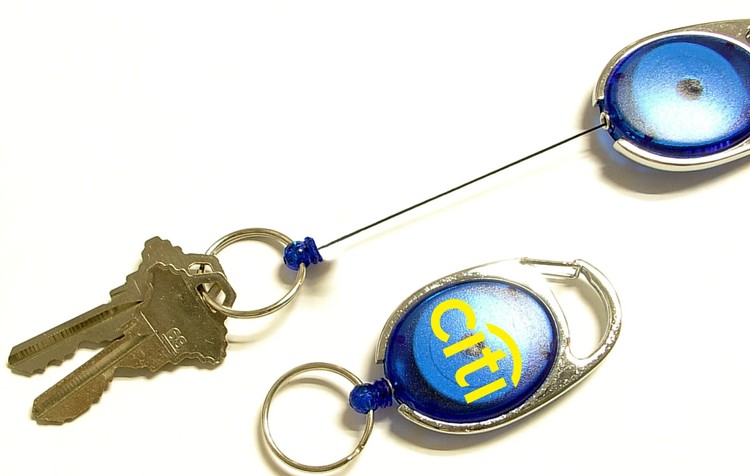 Oval shape retractable key holder with carabiner clip and key ring