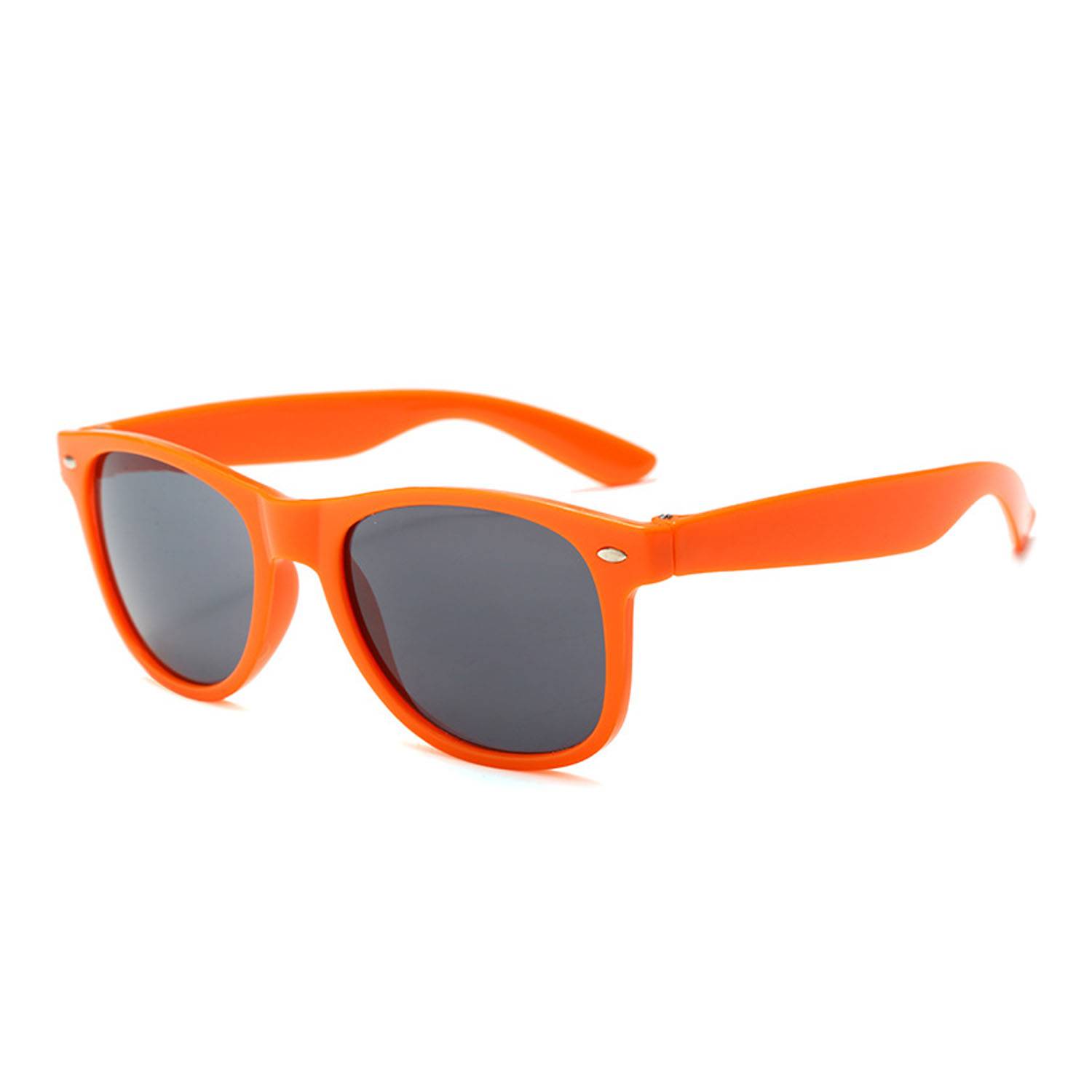 Lightweight UV Protection Plastic Sunglasses 3