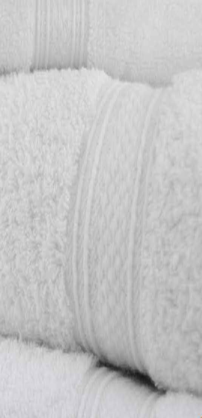 Vicenza White Bath Mat (21"x36") 1