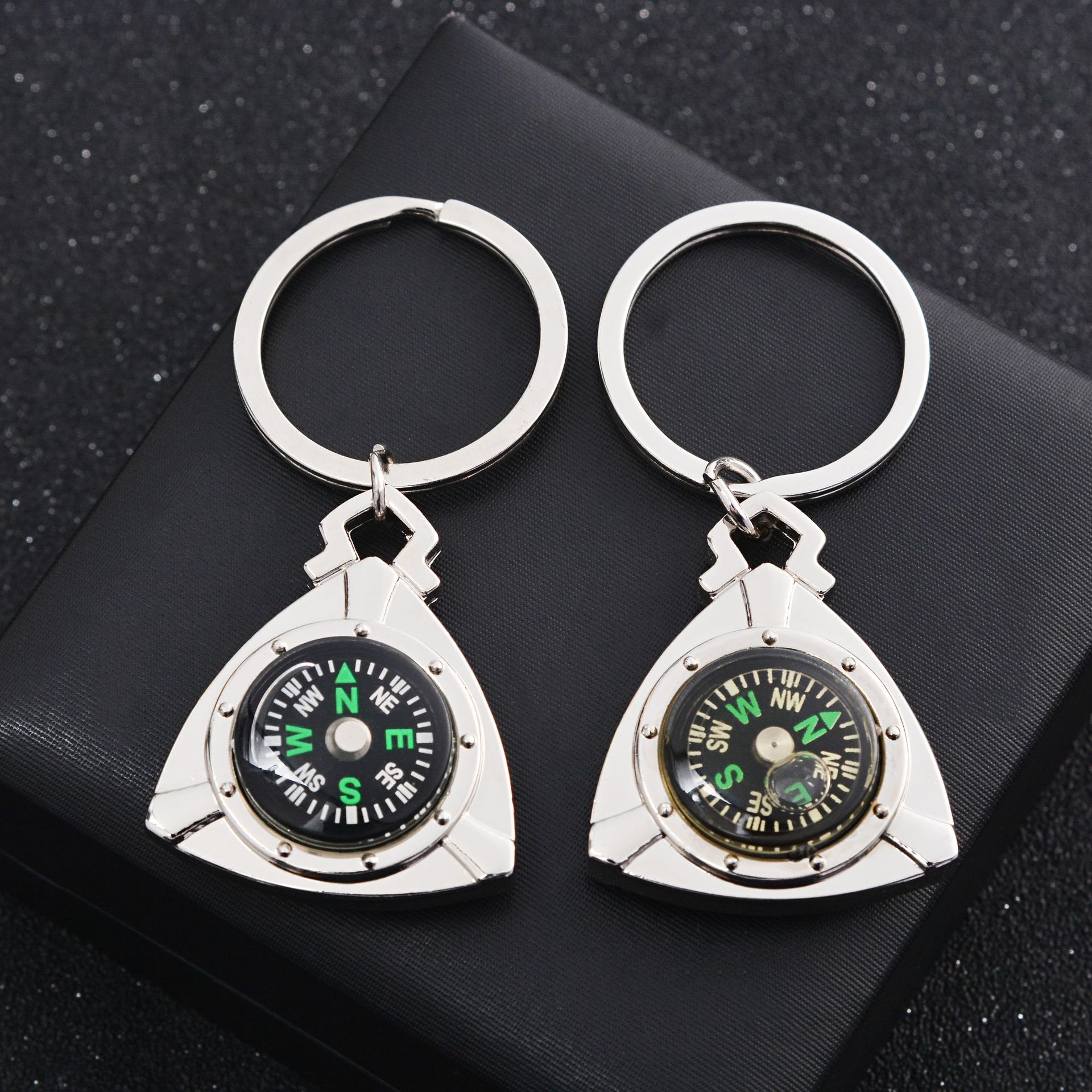 2 in 1 Metal Keychain and Compass 6