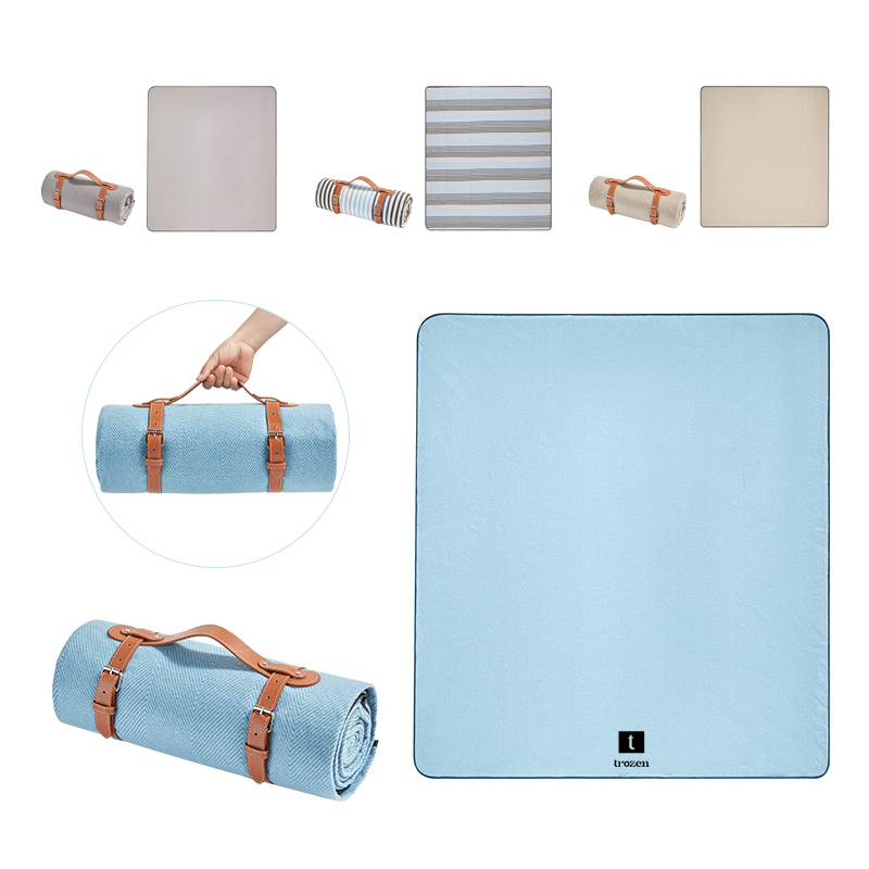 Outdoor 2 in 1 Waterproof Picnic Mat Blanket 2