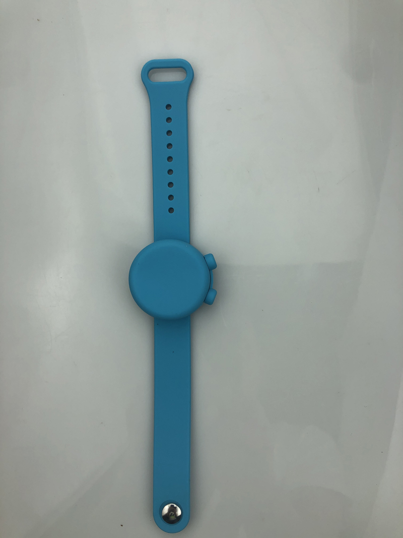 Silicone Hand Sanitizer Dispenser w/Safety Cap 4