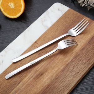 8.07 Four Teeth Inch Fork 4