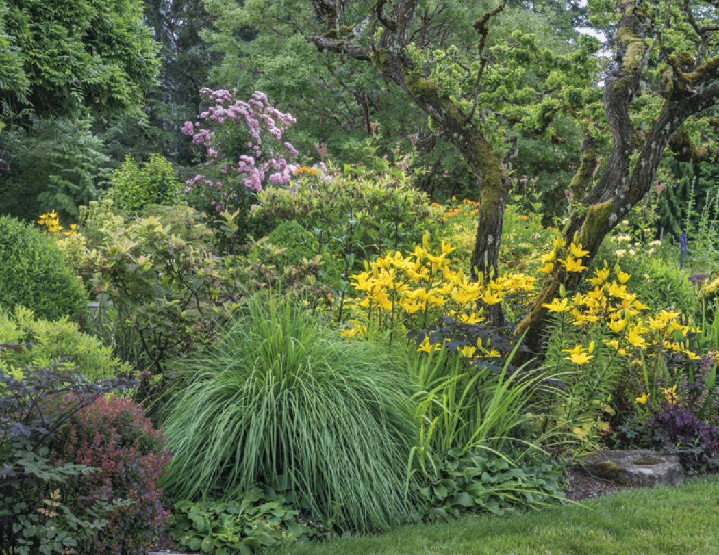 Good Value™ Garden Walk - Stapled Calendar 10