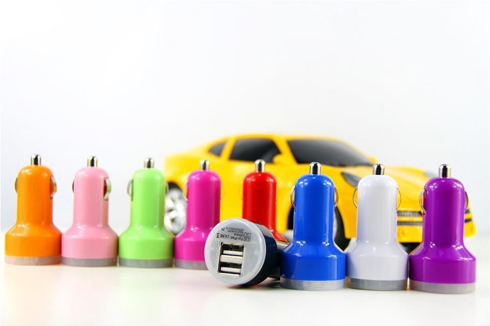 Dual USB Mini Car Charger 18