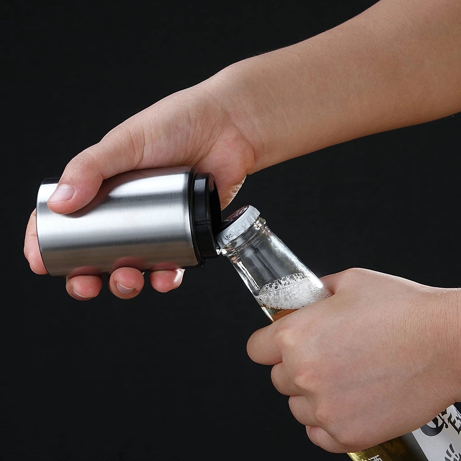 Magnet-Automatic Beer Bottle Opener 4