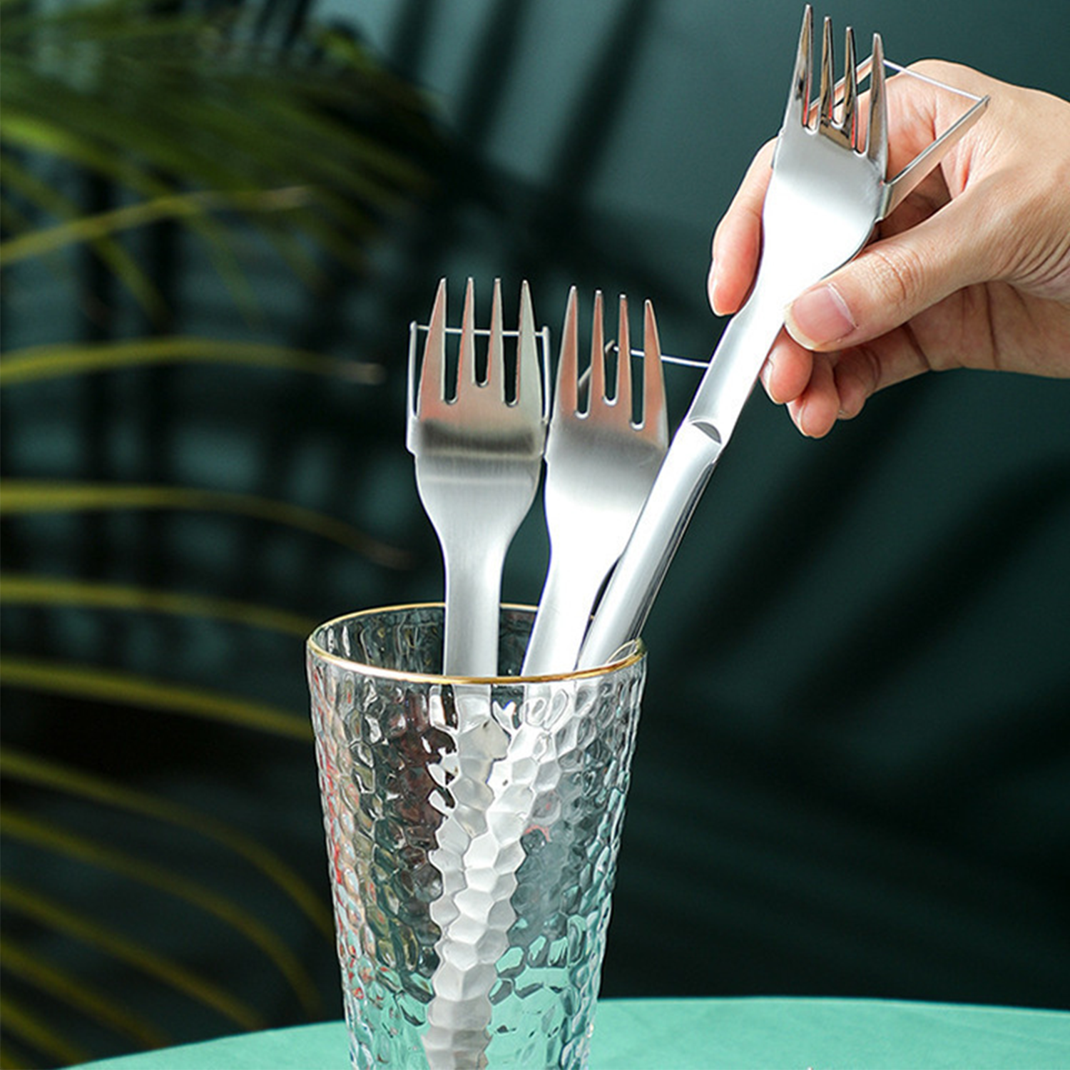 Stainless Steel Multifunctional 2-in-1 Watermelon Fork 3
