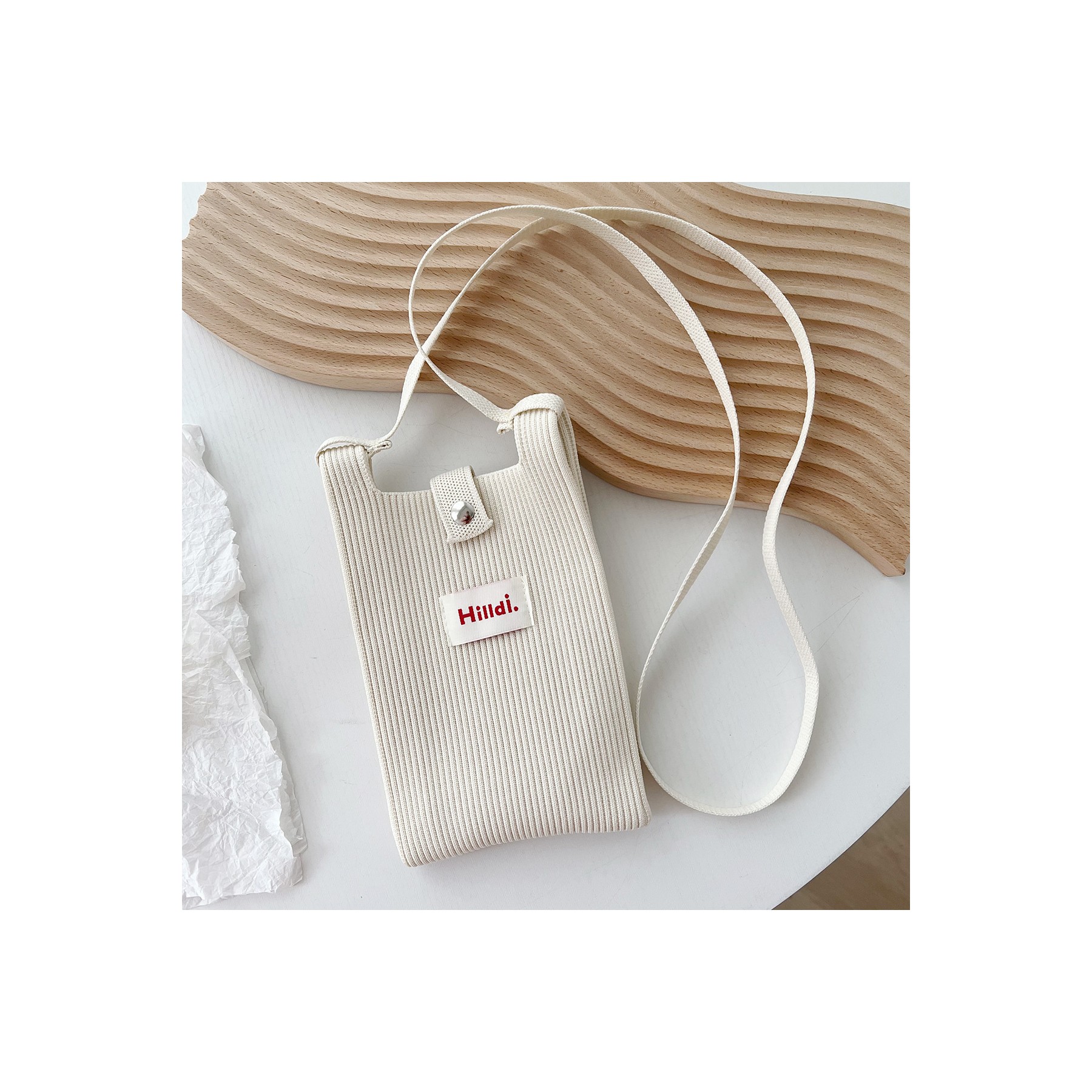 Knitted Yarn Phone Wallet 2