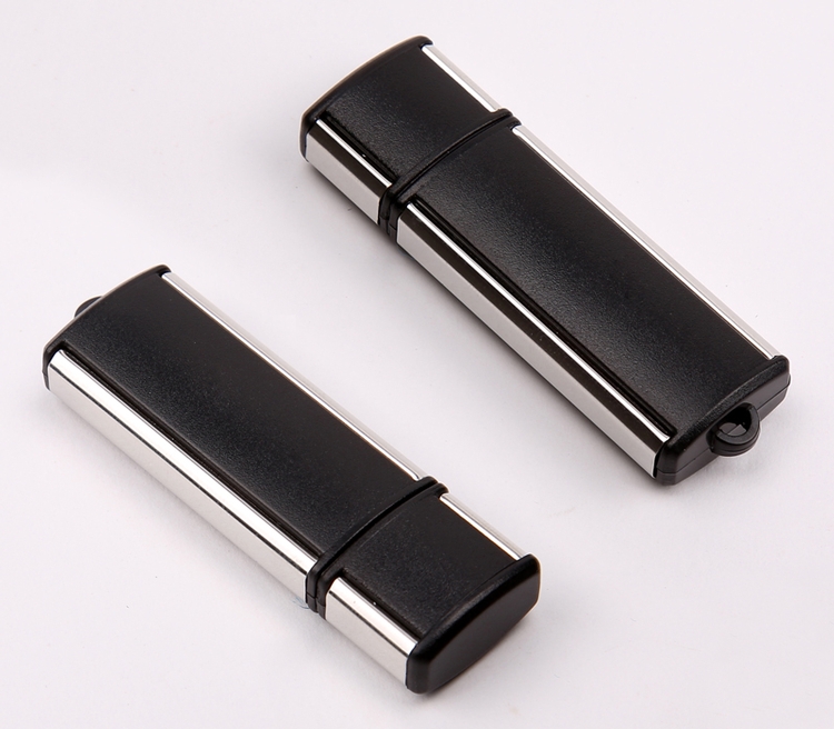 USB Flash Drive with Aluminum Side Trim 2