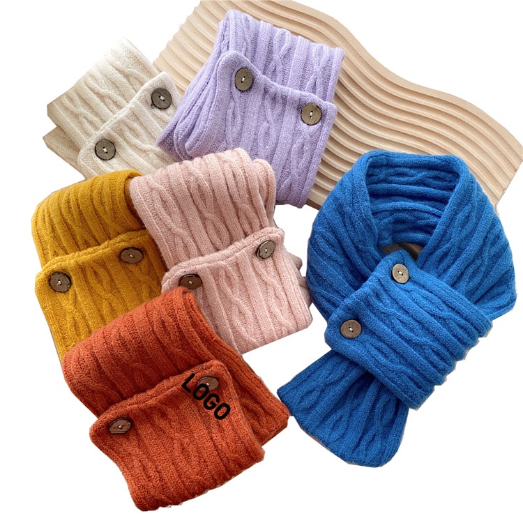 Coconut Button Warm Small Scarf 2