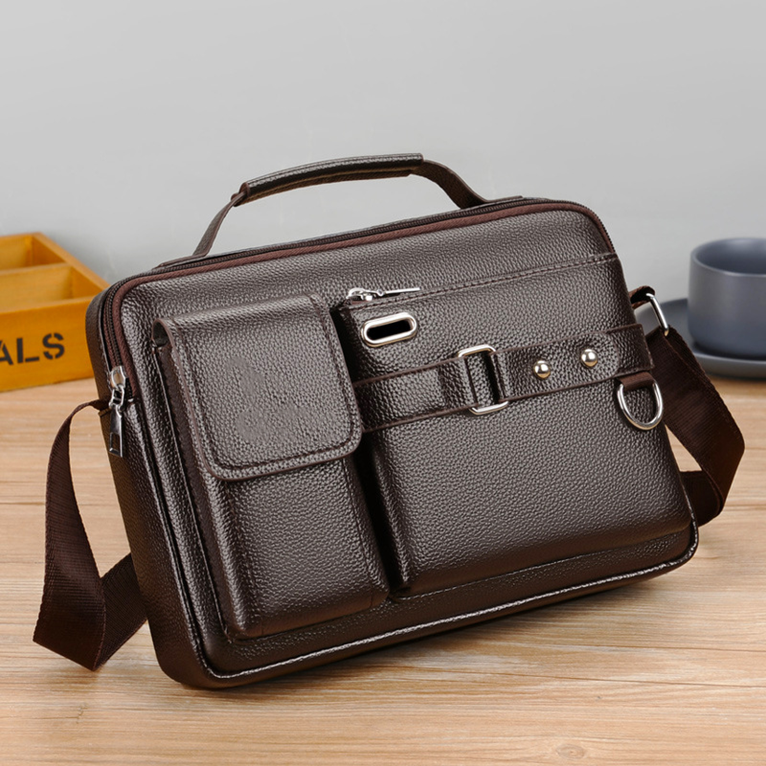 Retro Multi-pocket Shoulder Bag For Men And Women 4