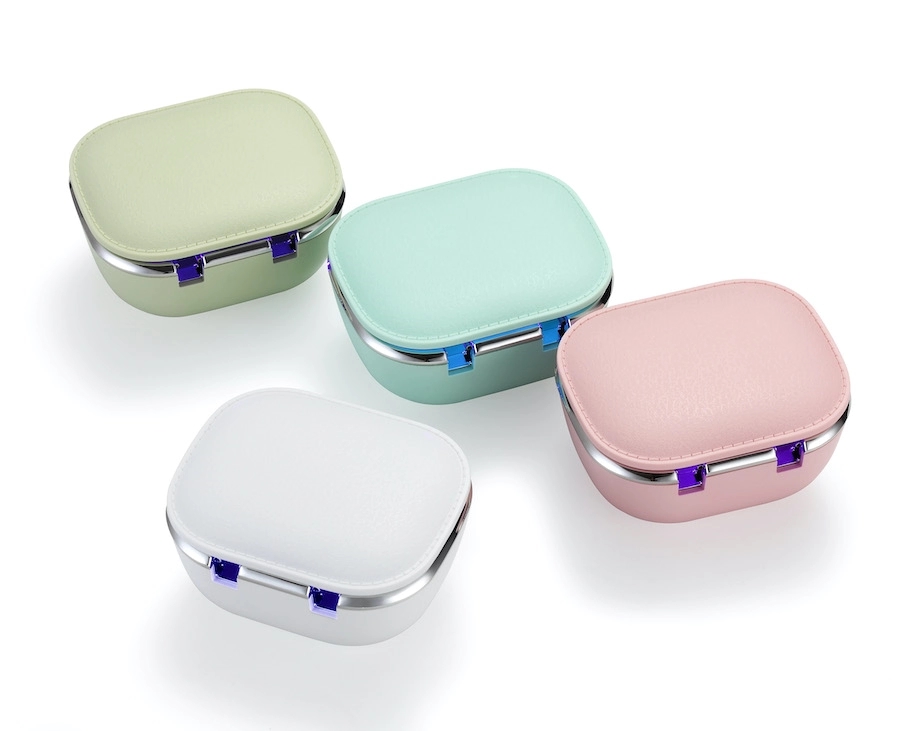 Sanitizing toothbrush box 6