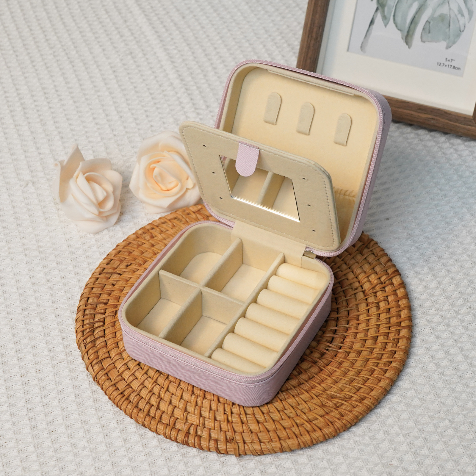 Jewelry Travel Case with Mirror 8