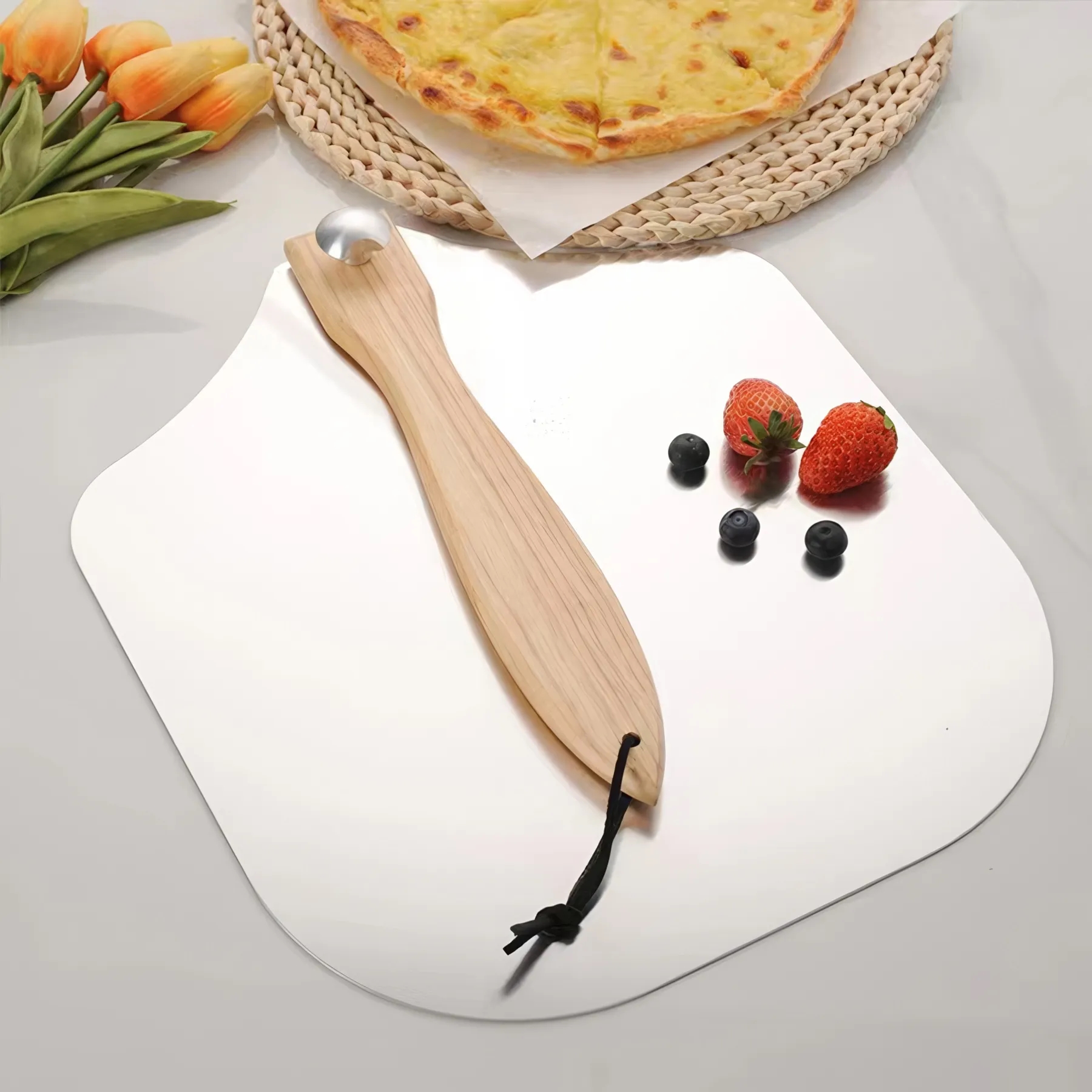 Metal Pizza Peel with Foldable Wood Handle 3