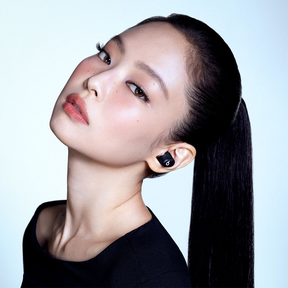 Custom Beats by Dr. Dre Solo Buds 31