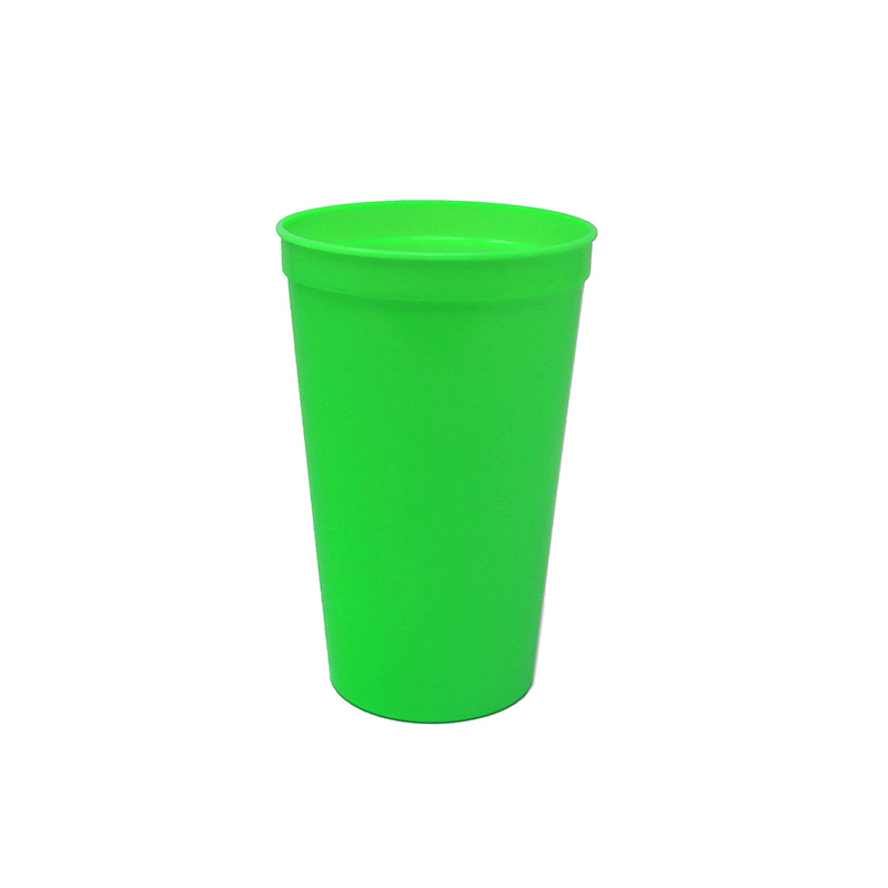 12 oz. Plastic Stadium Cups 8