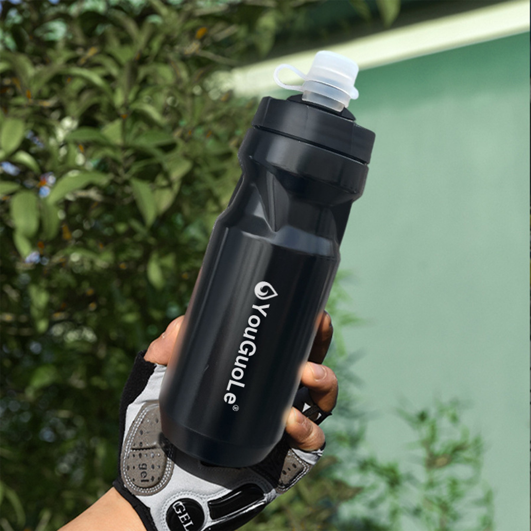 20Oz Sports Squeeze Water Bottle 3
