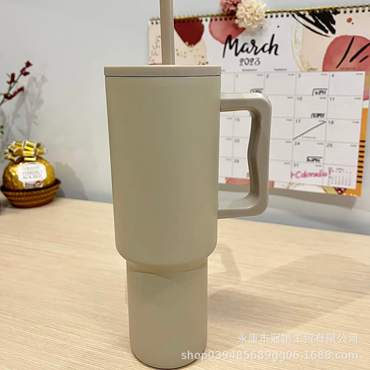 40 Oz Tumbler With Handle And Straw Lid 2