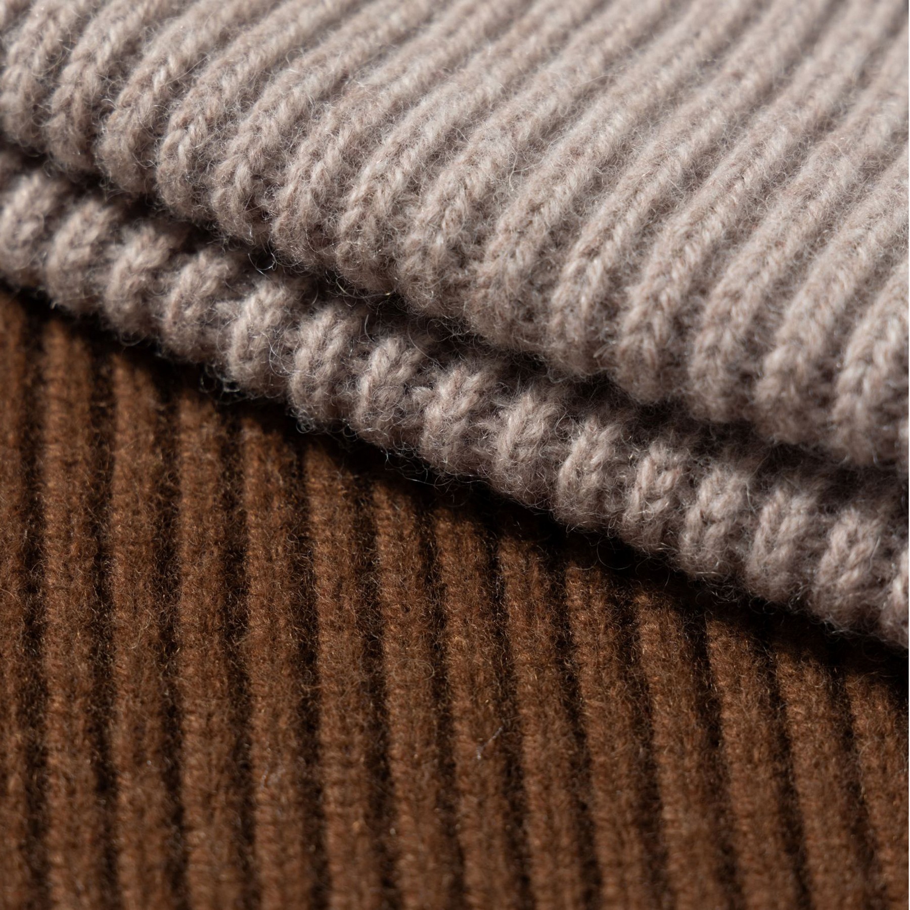 Classic And Versatile Knit Hat 4