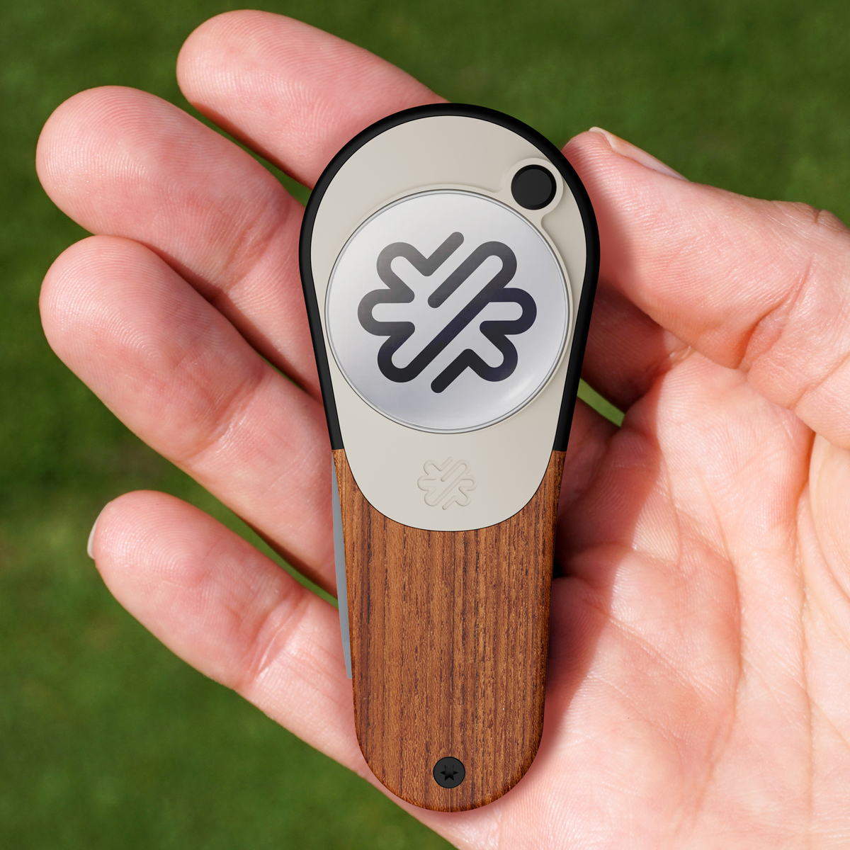 Pitchfix Woodie Golf Divot Tool 4