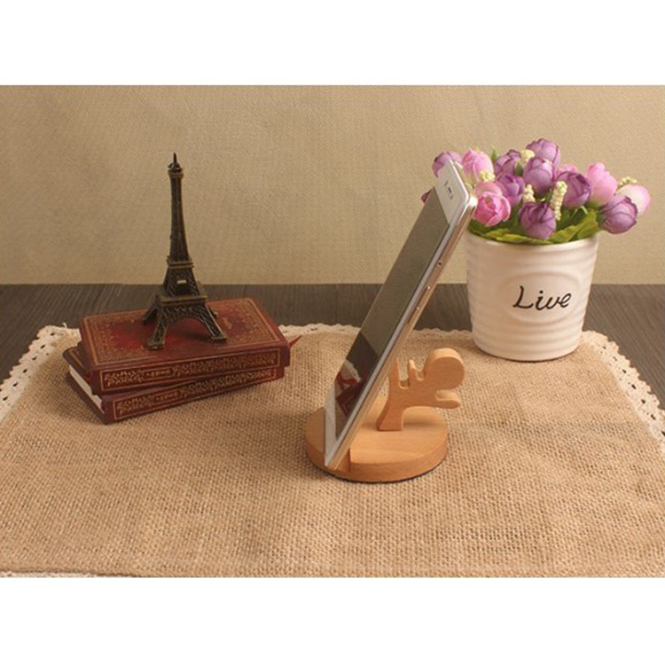 Creative Sustainable Wooden Phone Stand 2