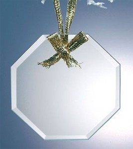 Jade Glass Octagon Ornament 2