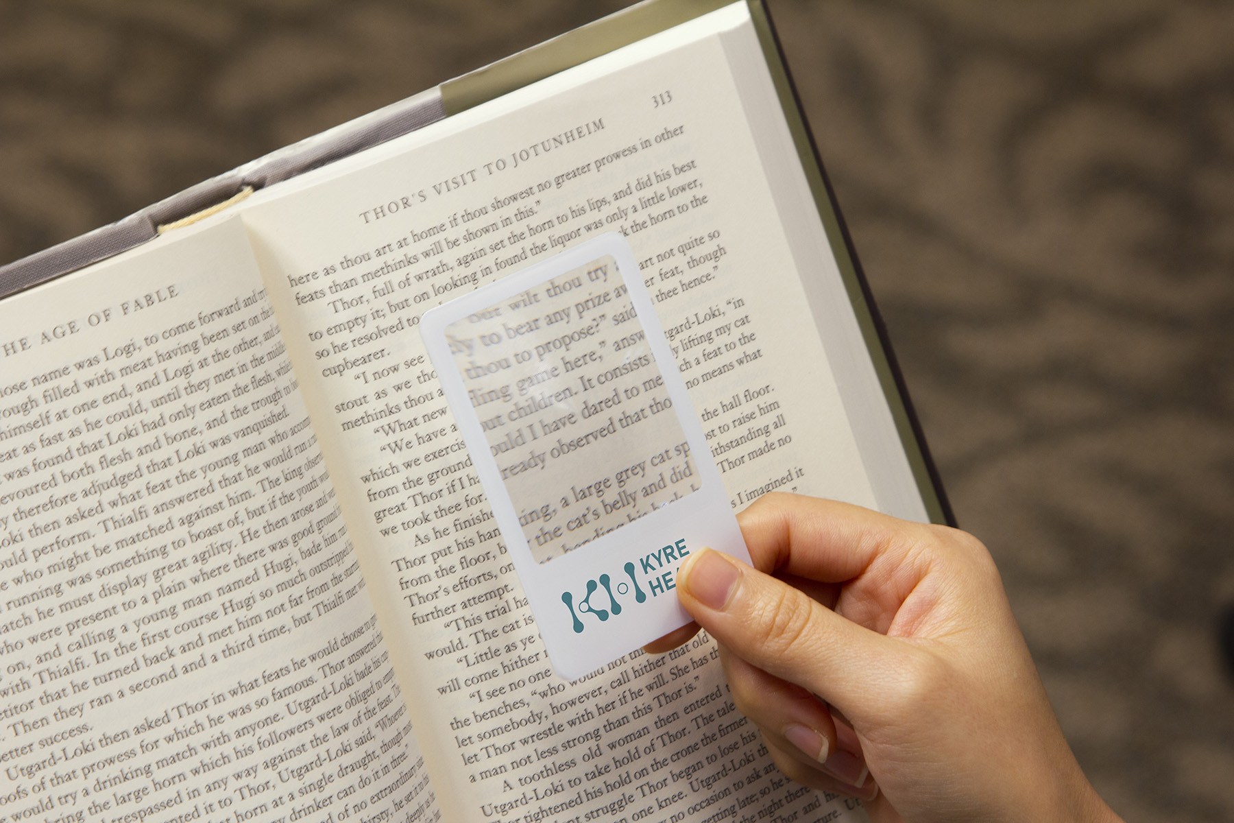 Slimcard Pocket Magnifier 4