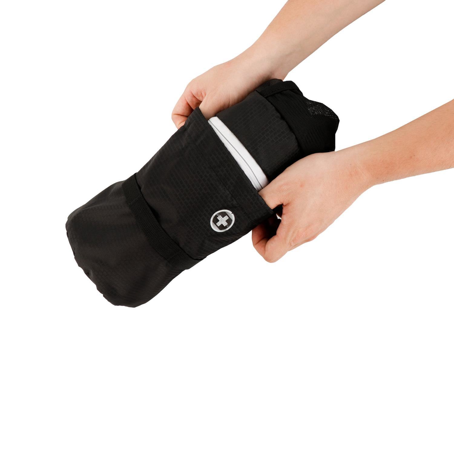 SwissDigital® Kangaroo Ultra Lightweight Water-Repellent Large Backpack 4