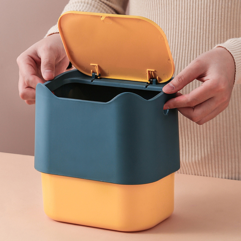 Mini Desktop Trash Can w/Lid 21